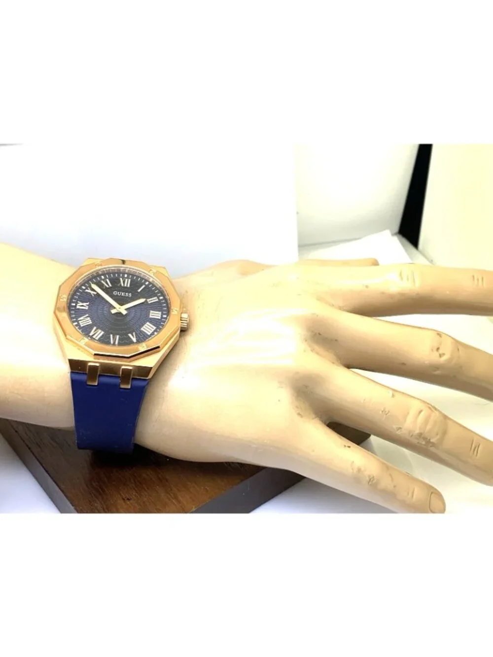 Guess Men's Watch GW0663G3 Quartz Rose Gold Blue Dial Steel Rubber Strap 42mm